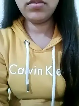 Arohi is Live online show from 02/01/25, 06:21