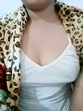 Arohi is Live online show from 02/06/25, 05:57