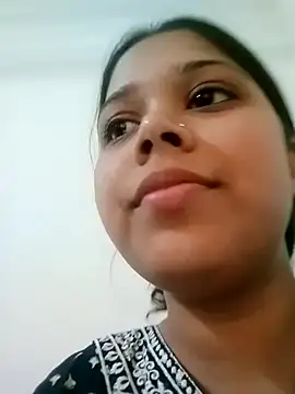 Arohi is Live online show from 02/18/25, 08:59