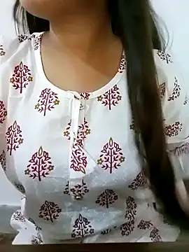 Arohi is Live online show from 03/16/25, 06:09