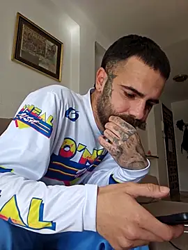 charlye inkkkk online show from 03/22/25, 02:36