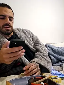 Snapshot of charlye_inkkkk chatting on 03/08/26, 02:04 charlye inkkkk online show from 03/08/26, 02:04