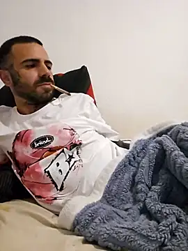 Snapshot of charlye_inkkkk chatting on 03/10/26, 01:43 charlye inkkkk online show from 03/10/26, 01:43