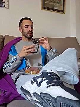 Snapshot of charlye_inkkkk chatting on 03/12/26, 01:06 charlye inkkkk online show from 03/12/26, 01:06