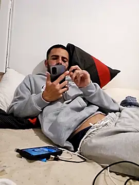 Snapshot of charlye_inkkkk chatting on 04/05/26, 01:03 charlye inkkkk online show from 04/05/26, 01:03