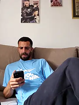 Snapshot of charlye_inkkkk chatting on 04/11/26, 03:27 charlye inkkkk online show from 04/11/26, 03:27