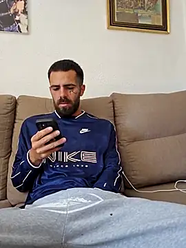 Snapshot of charlye_inkkkk chatting on 04/14/26, 01:39 charlye inkkkk online show from 04/14/26, 01:39