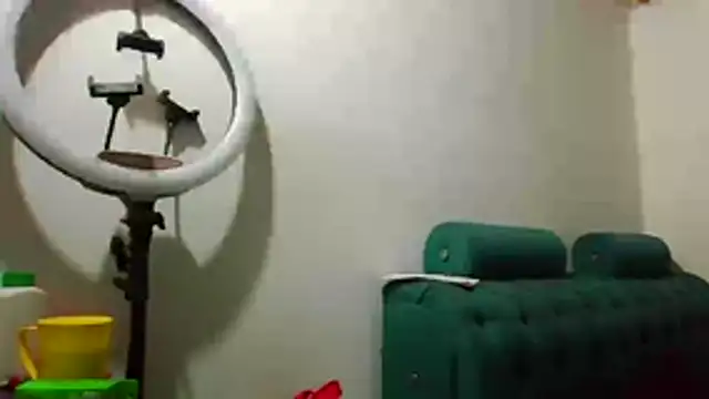 Snapshot of annibaby_88 chatting on 04/26/26, 03:26 annibaby 88 online show from 04/26/26, 03:26