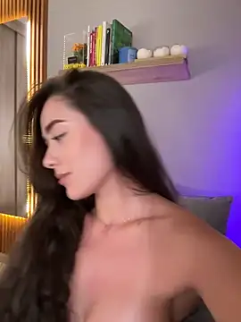 FridaKlein online show from 12/20/24, 11:47