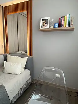 FridaKlein online show from 03/12/25, 09:24