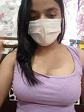 Snapshot of Myloveurvi chatting on 12/16/24, 07:37 Myloveurvi online show from 12/16/24, 07:37