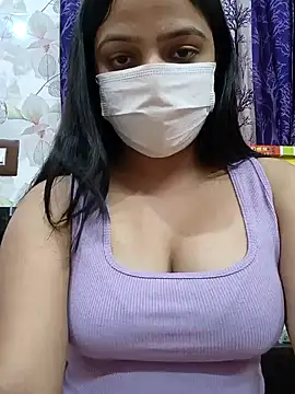 Snapshot of Myloveurvi chatting on 12/17/24, 03:06 Myloveurvi online show from 12/17/24, 03:06