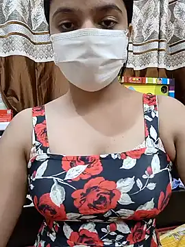 Snapshot of Myloveurvi chatting on 01/13/25, 06:05 Myloveurvi online show from 01/13/25, 06:05