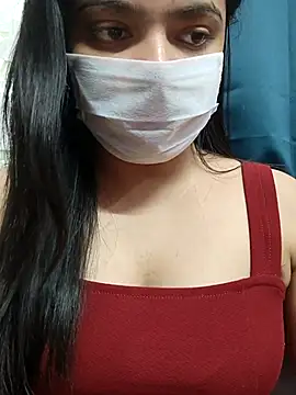 Snapshot of Myloveurvi chatting on 12/20/25, 02:13 Myloveurvi online show from 12/20/25, 02:13