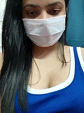 Snapshot of Myloveurvi chatting on 01/05/26, 06:55 Myloveurvi online show from 01/05/26, 06:55