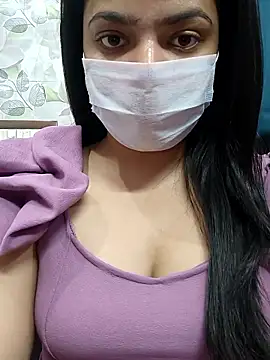 Snapshot of Myloveurvi chatting on 01/09/26, 11:13 Myloveurvi online show from 01/09/26, 11:13