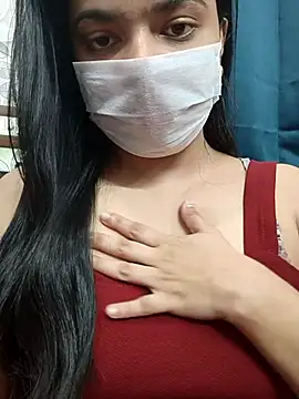 Snapshot of Myloveurvi chatting on 01/19/26, 01:37 Myloveurvi online show from 01/19/26, 01:37