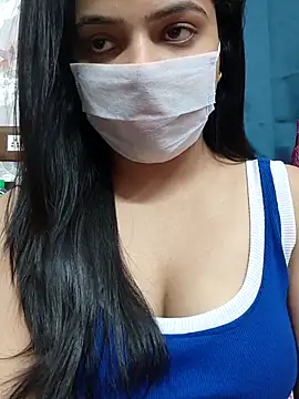 Snapshot of Myloveurvi chatting on 02/25/26, 04:38 Myloveurvi online show from 02/25/26, 04:38