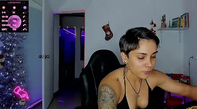 ZhoeStrong online show from 12/30/24, 11:38