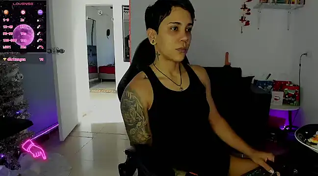 ZhoeStrong online show from 01/01/25, 05:11