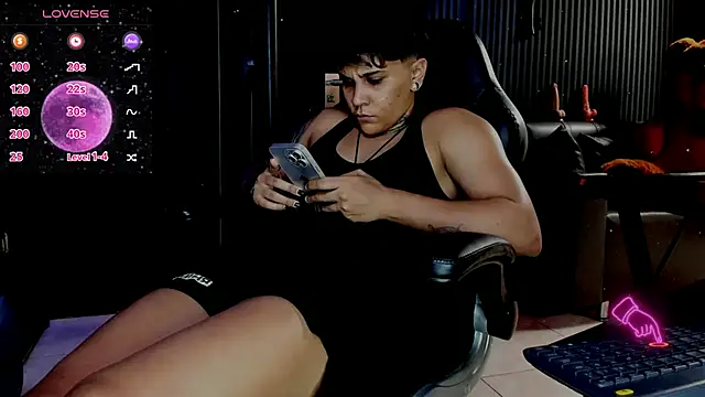 ZhoeStrong online show from 03/21/25, 09:12