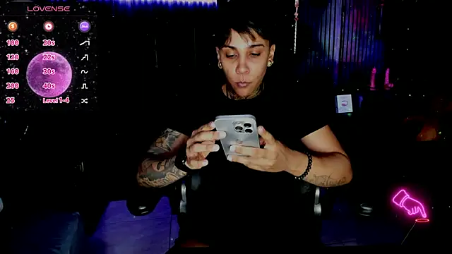 ZhoeStrong online show from 03/22/25, 11:09