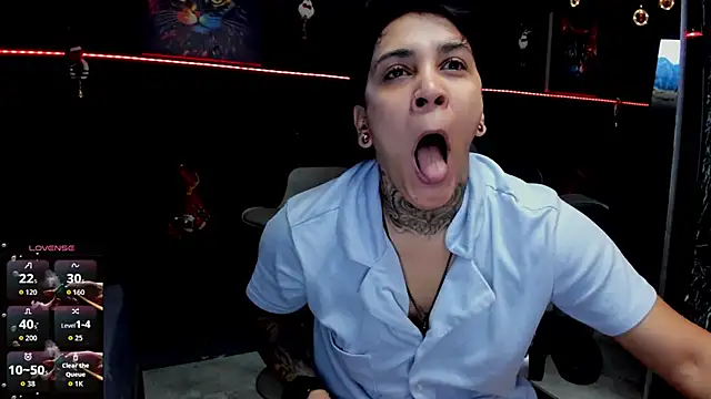 ZhoeStrong online show from 12/13/25, 07:53