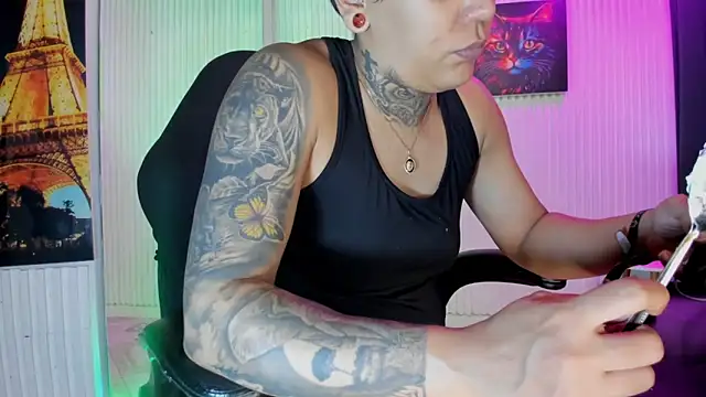 ZhoeStrong online show from 05/17/26, 10:17