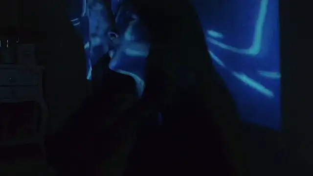 sofiaclauss online show from 10/31/25, 10:16