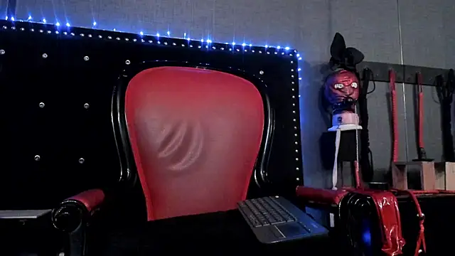 LusstCruella online show from 01/07/25, 07:06