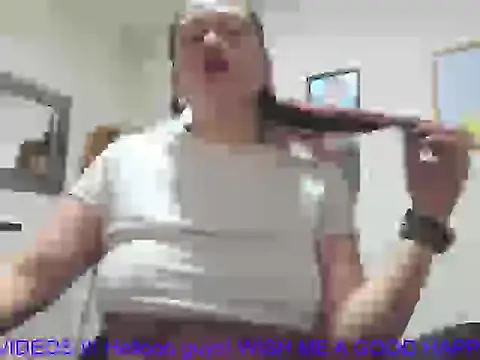 Snapshot of GoddessJessica_roger chatting on 07/16/26, 05:02 GoddessJessica roger online show from 07/16/26, 05:02