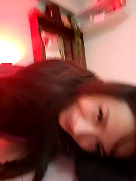 Snapshot of Lau1127 chatting on 10/10/25, 09:47 Lau1127 online show from 10/10/25, 09:47