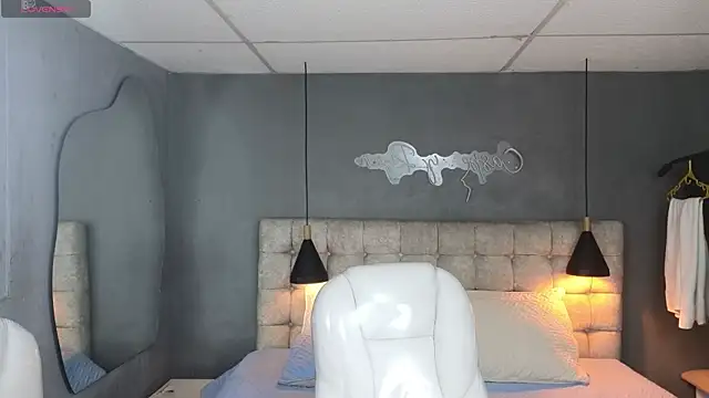 Laia and Aloby online show from 11/11/25, 10:10