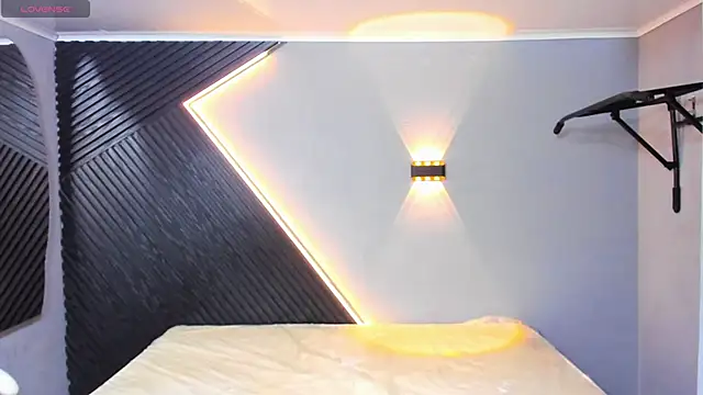 Laia and Aloby online show from 03/13/26, 10:05