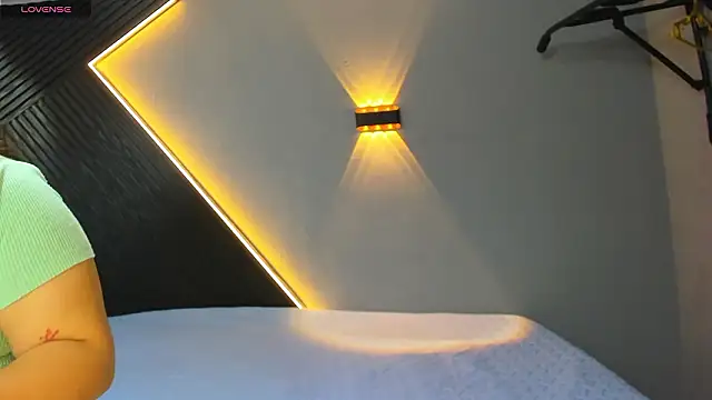 Laia and Aloby online show from 03/14/26, 10:04