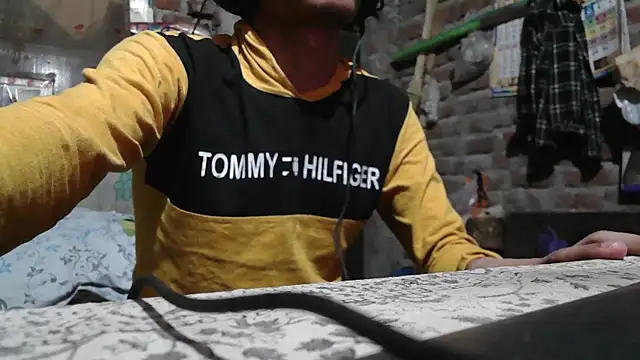 Dreamdaze2025 online show from 04/08/26, 05:02