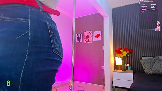 natasha  jackson online show from 04/16/26, 03:35