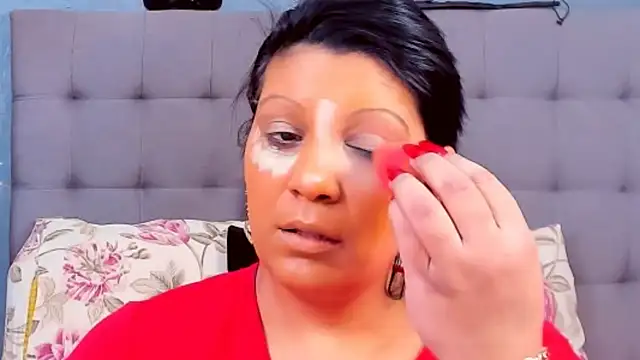 AmyCubes online show from 02/19/25, 09:25