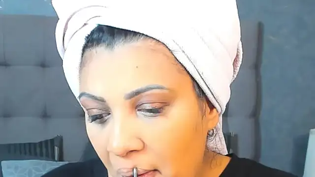 AmyCubes online show from 09/27/25, 04:50