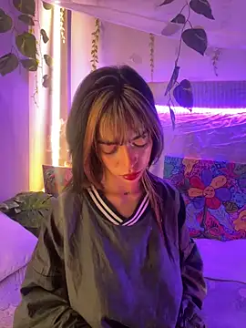 Snapshot of Kitty_arts chatting on 02/02/25, 02:06 Kitty arts online show from 02/02/25, 02:06