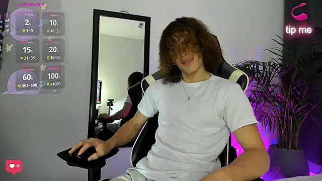 All3ssandr0 online show from 12/22/24, 12:28