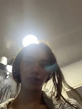 Snapshot of Nikol_Rang__ chatting on 02/09/25, 10:32 Nikol Rang   online show from 02/09/25, 10:32