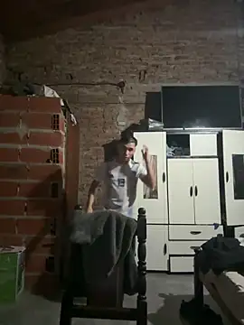 Snapshot of Alexaxelo chatting on 04/21/26, 09:39 Alexaxelo online show from 04/21/26, 09:39