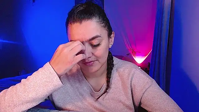 Lu perez online show from 01/22/25, 04:23