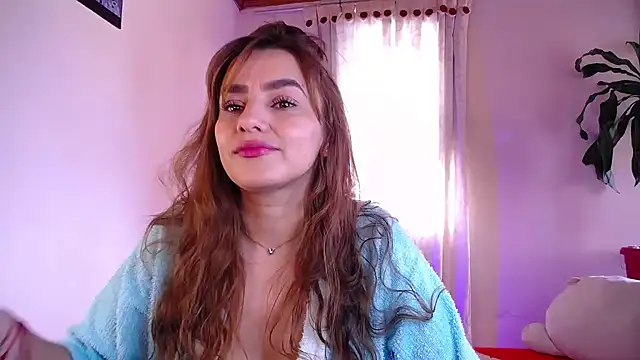 Lu perez online show from 10/02/25, 04:58