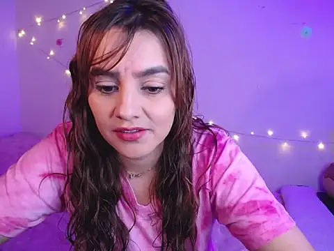 Lu perez online show from 11/04/25, 08:41