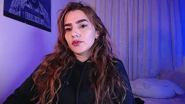 Snapshot of Lu_perez chatting on 03/30/26, 11:17 Lu perez online show from 03/30/26, 11:17