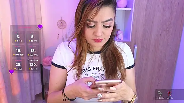 Snapshot of Lu_perez chatting on 06/17/26, 01:34 Lu perez online show from 06/17/26, 01:34