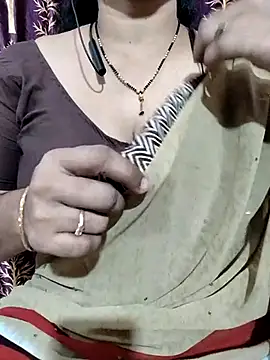 bhuvana555 online show from 02/16/25, 09:16