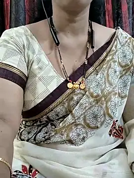 bhuvana555 online show from 10/16/25, 04:02